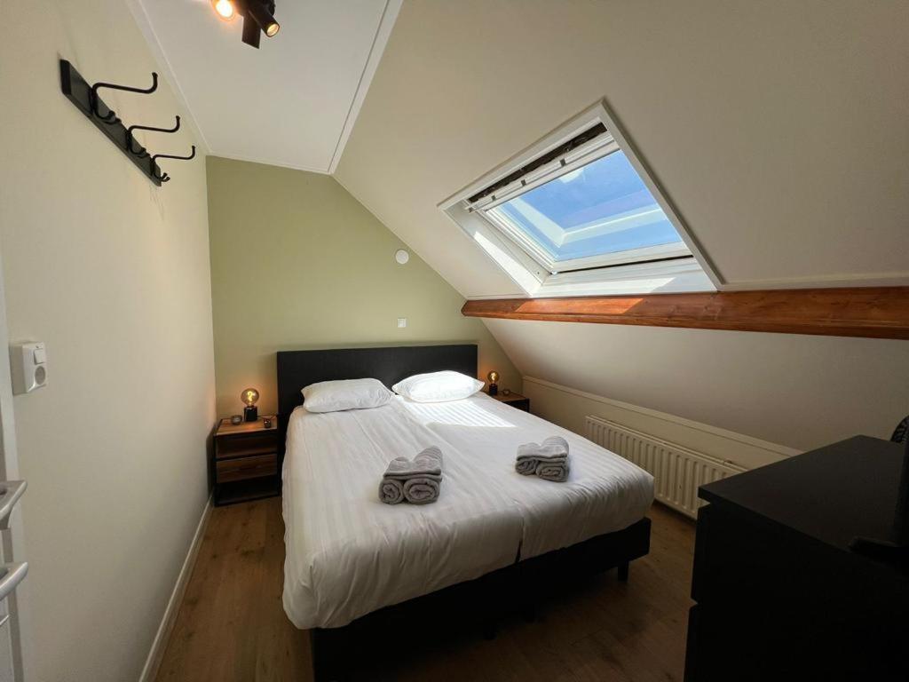 Rb Hostel *